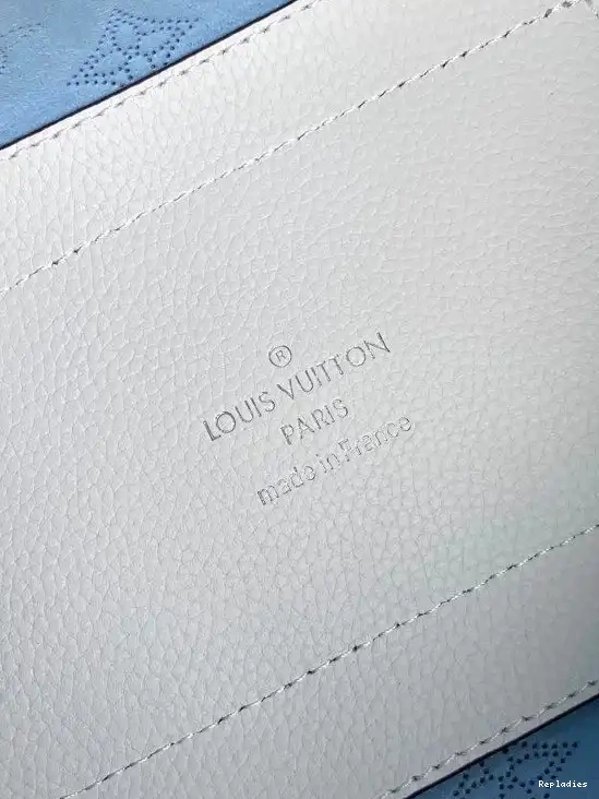 Rep ladies VUITTON LOUIS PM HINA 0523